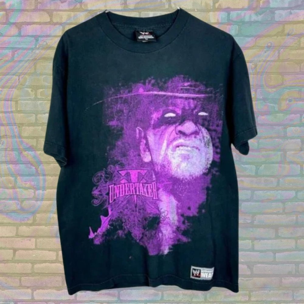 RARE Vintage Distressed The Undertaker Purple Smoke T-shirt